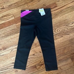 NWT Under Armour Woman’s fitted leggings